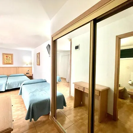 Apartment Nice Studio Pp Without Balcony,with Wifi And Heated Pool In Puerto De La Cruz Puerto de la Cruz (Tenerife)